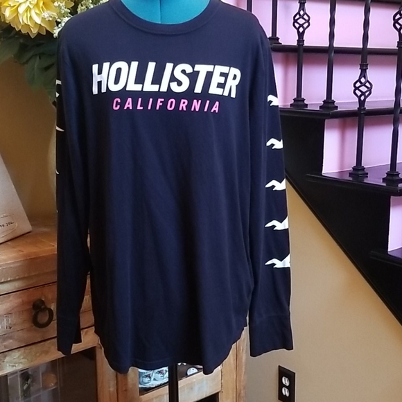 Hollister Other - Hollister Long Sleeve Tee - SZ XL